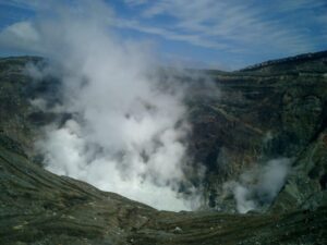 阿蘇山中岳噴火口