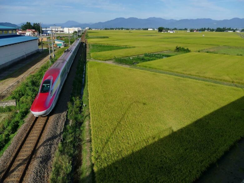 秋田新幹線が走る風景